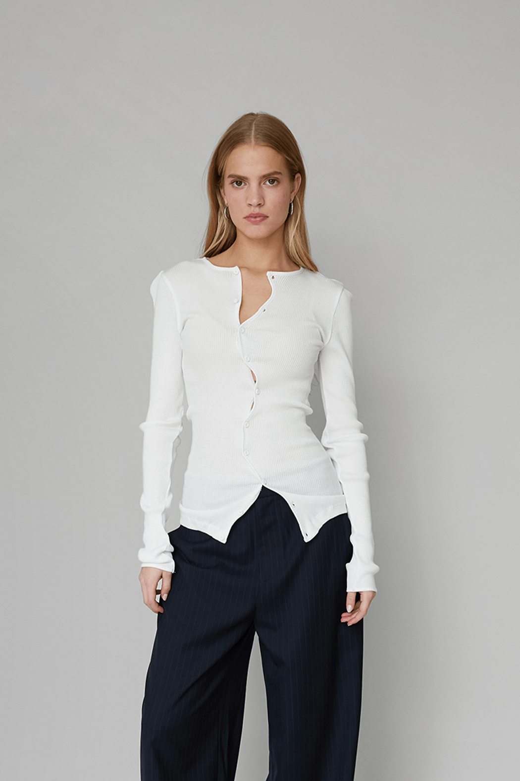 OpéraSPORT - Claire Seamless Cardigan, White OpéraSPORT - Claire Seamless Cardigan, White