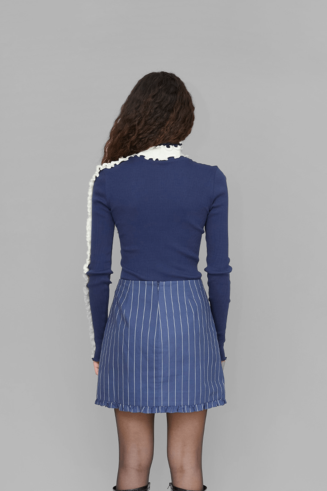 OpéraSPORT, AMÈLIE SEAMLESS TOP, Navy with white ruffels