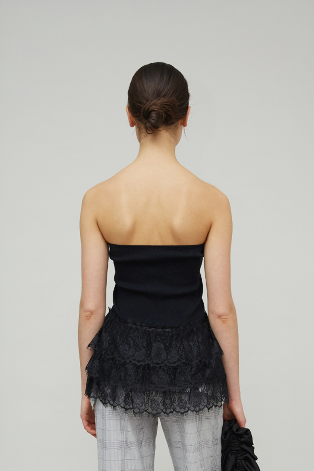 ELOISA SEAMLESS TOP - BLACK