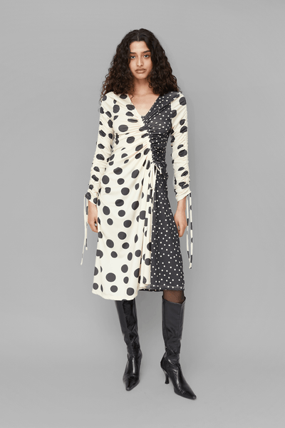 FULL_BODY_a_712796ae-cea7-4235