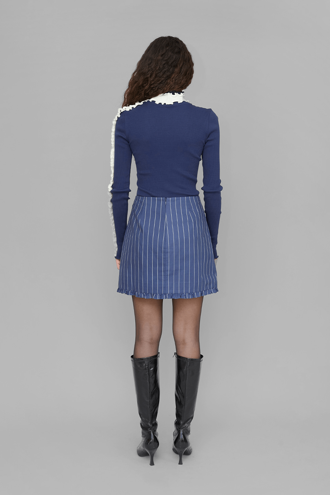 OpéraSPORT, AMÈLIE SEAMLESS TOP, Navy with white ruffels