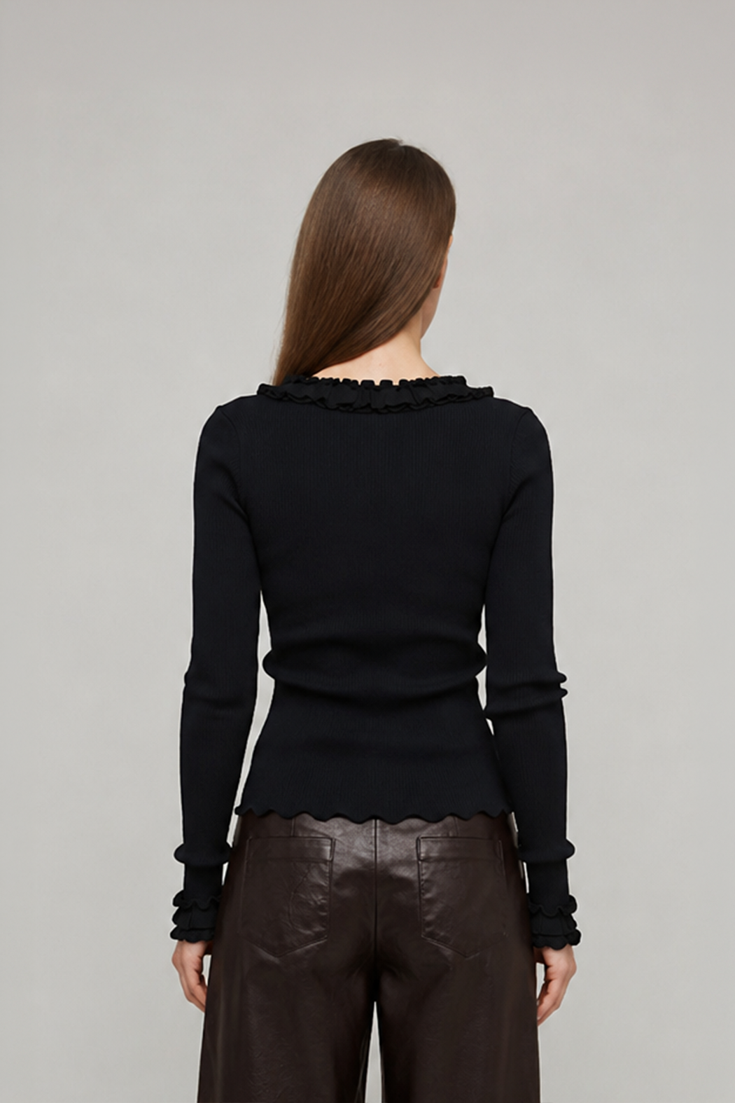 ROSIE SEAMLESS TOP - BLACK