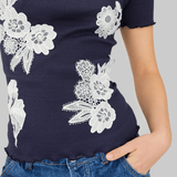 ELVA SEAMLESS T-SHIRT